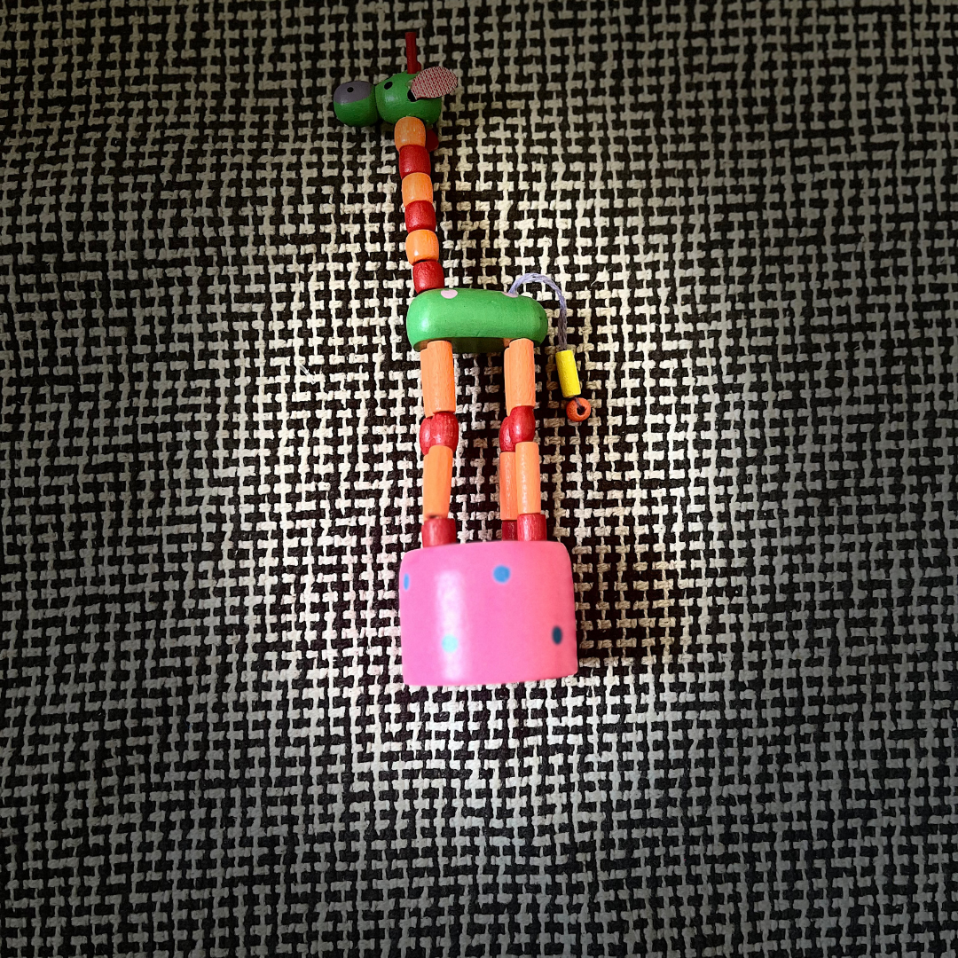 Classic Wooden String Toy Duo – Giraffe Puppet & Yo-Yo Set | Random Colours | Gift Set Best for Return Gifts on Birthday