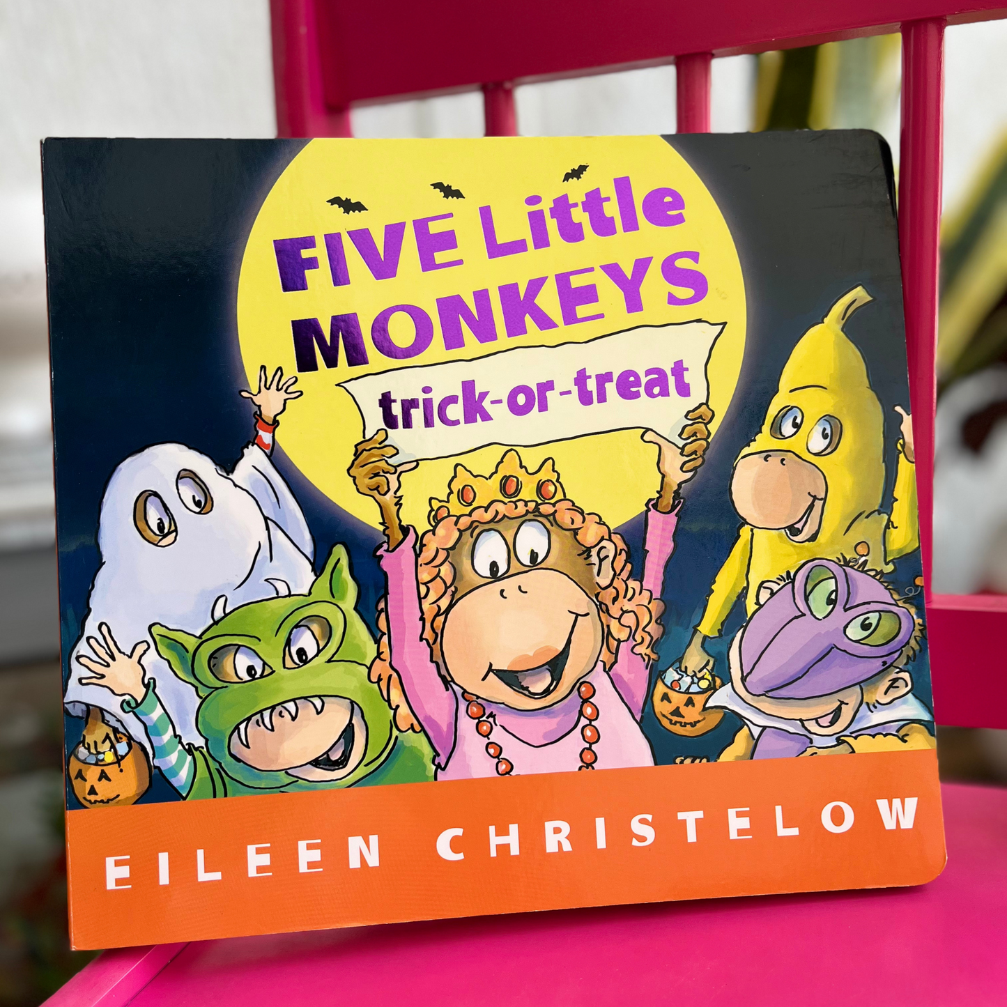 Five Little Monkeys (trick or treat) - Fun & Engaging Kids Storybook | Classic Nursery Rhyme