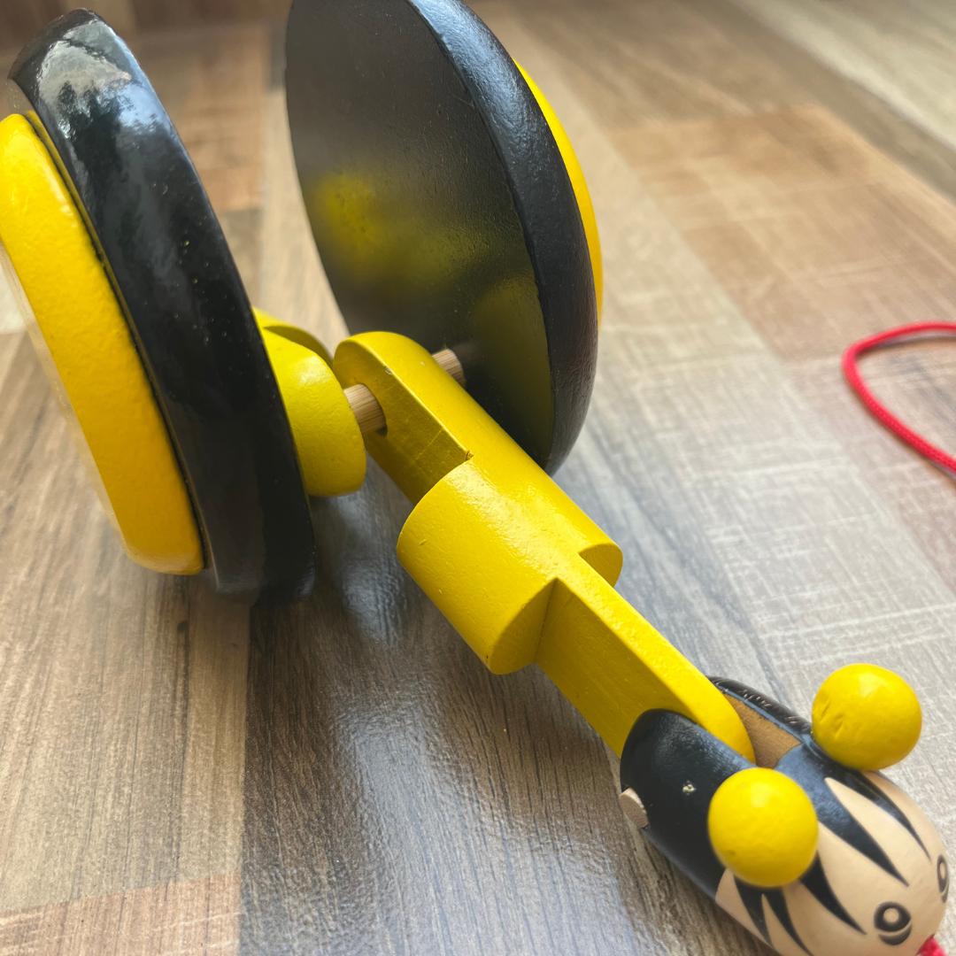 Yellow Snail - Wooden Pull Along Toy with Wheels – Fun & Engaging Toy for Kids (1-3 Years)
